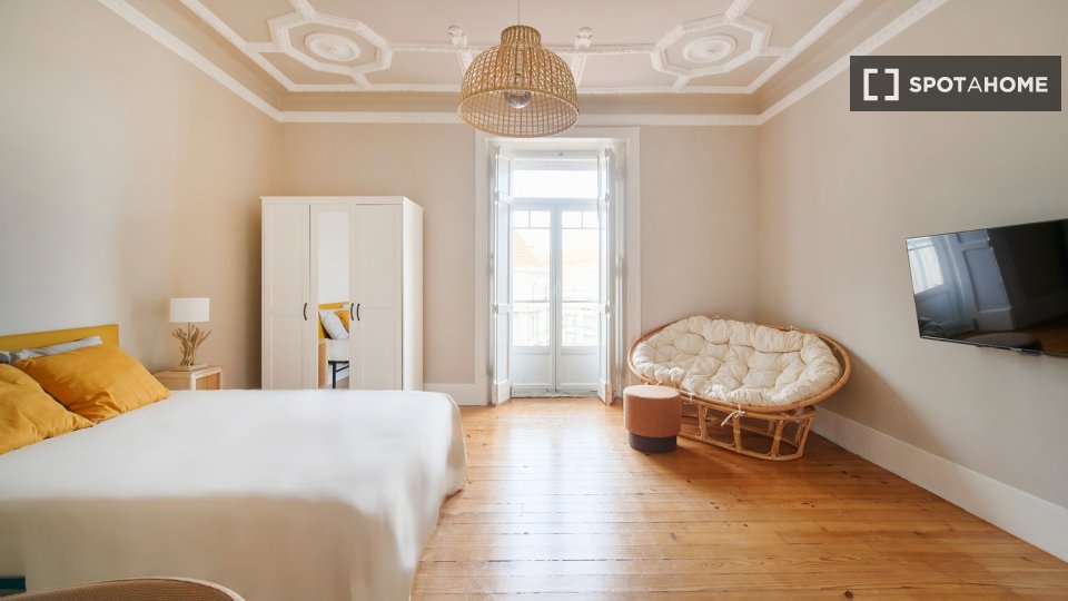 Double room Lisbon, 7 beds — photo 15