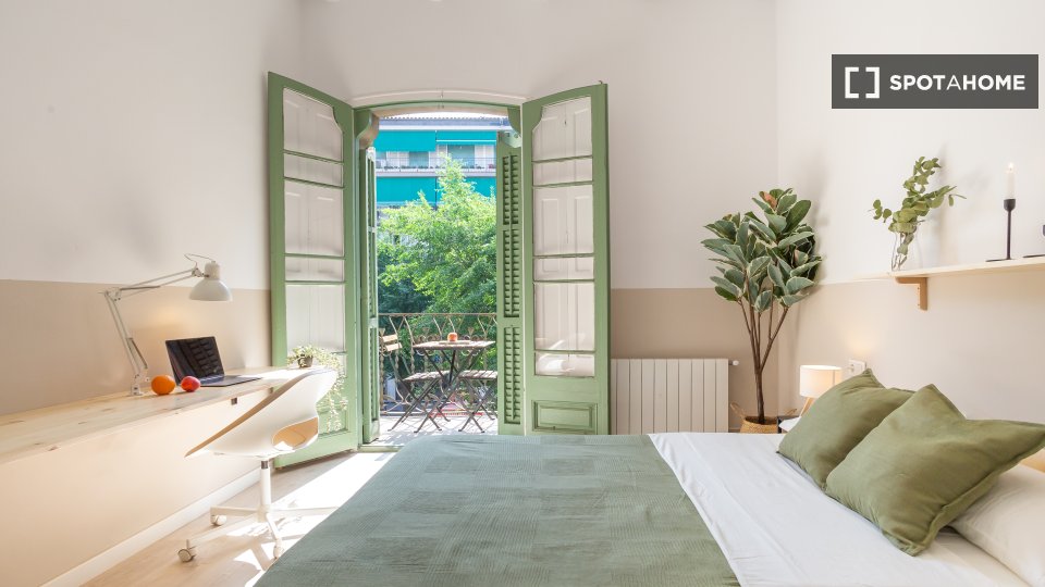 Double room Barcelona, 4 beds, 90m² — photo 1