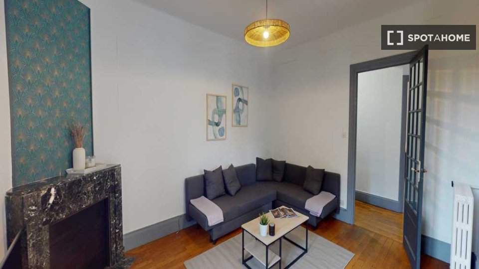 Camera doppia Lione, 5 camere, 120m² — foto 14