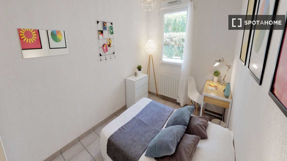 Double room Lyon, 4 beds, 70m² — photo 8