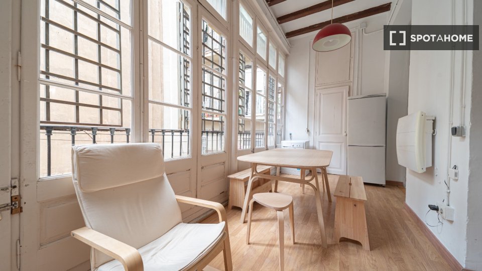 Camera doppia Barcellona, 9 camere, 250m² — foto 5