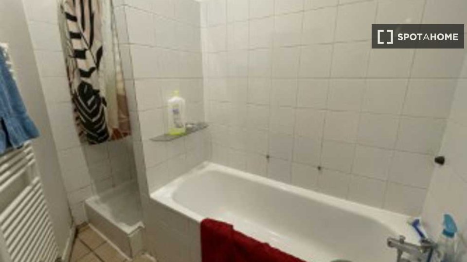Camera doppia Lione, 4 camere, 90m² — foto 9