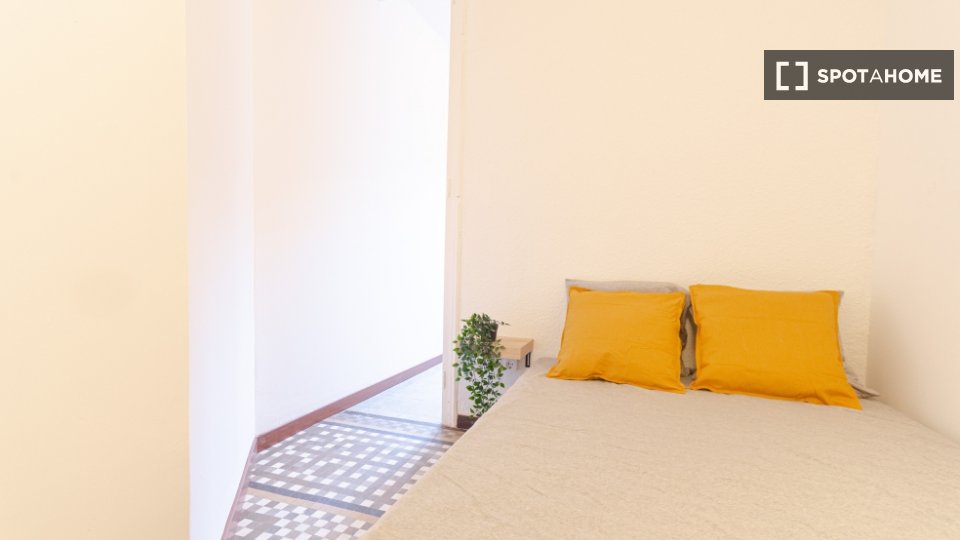 Double room Barcelona, 4 beds, 100m² — photo 1