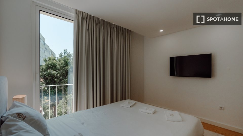 Apartment Porto, 1 bed, 100m² — photo 12