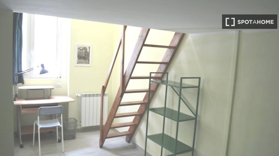 Double room Milan, 3 beds, 80m² — photo 11
