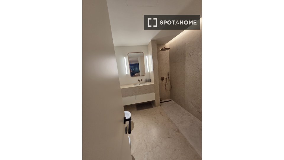 Apartment mono Lisbon — photo 4