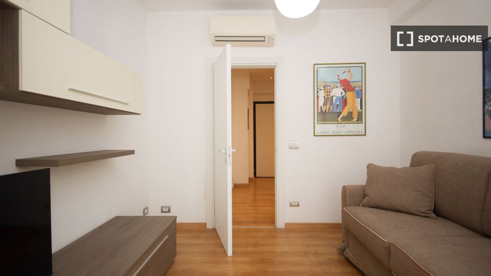 Apartment Rome, 2 beds — photo 13