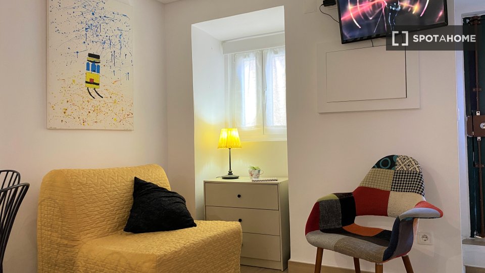 Apartment mono Lisbon, 24m² — photo 3