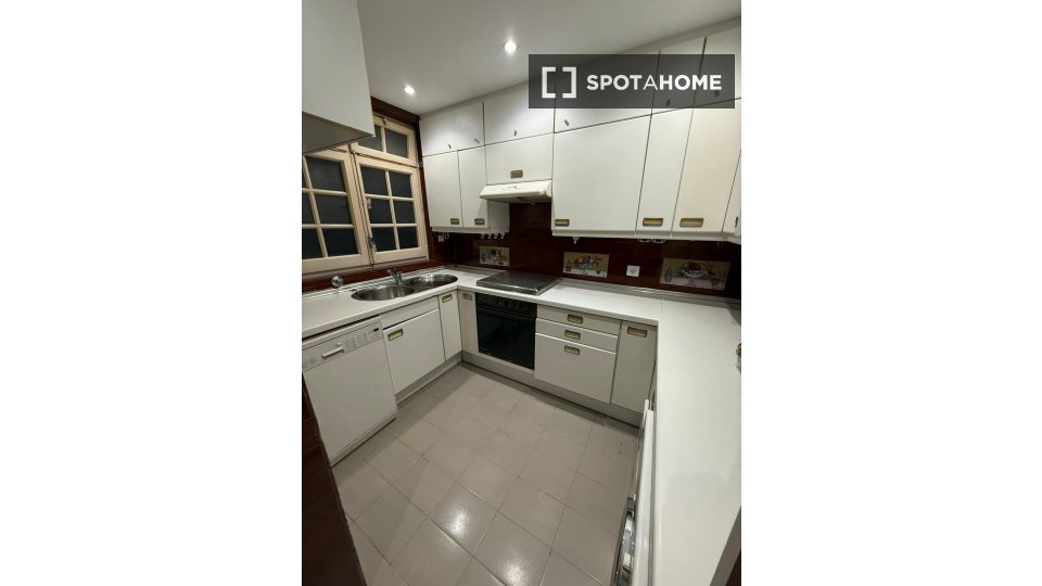 Double room Barcelona, 4 beds, 80m² — photo 4