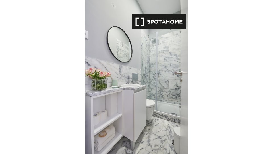 Apartment Lisbon, 1 bed, 70m² — photo 3