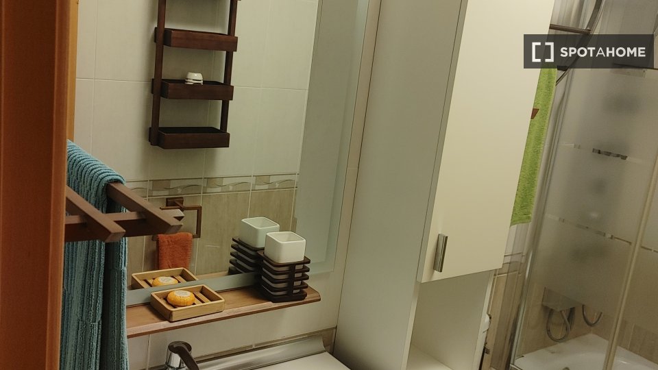Double room Santa_Cruz_De_Tenerife, 2 beds, 85m² — photo 6