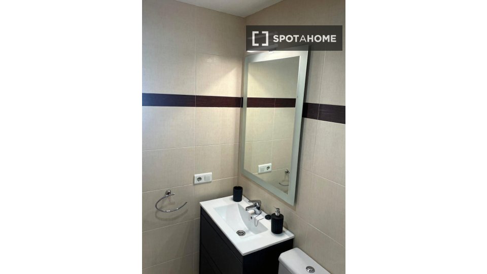Apartment Valencia, 3 beds — photo 19