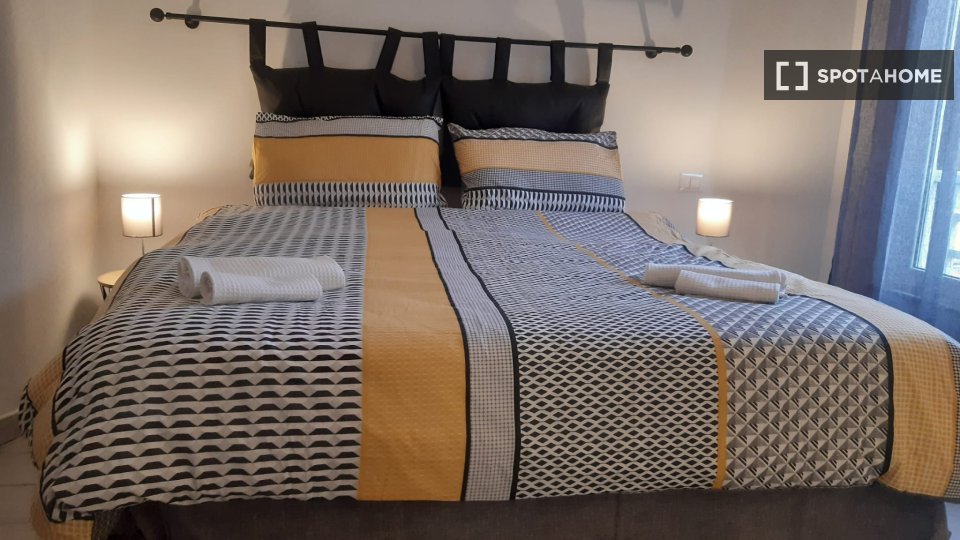 Apartment Rome, 4 beds, 60m² — photo 3