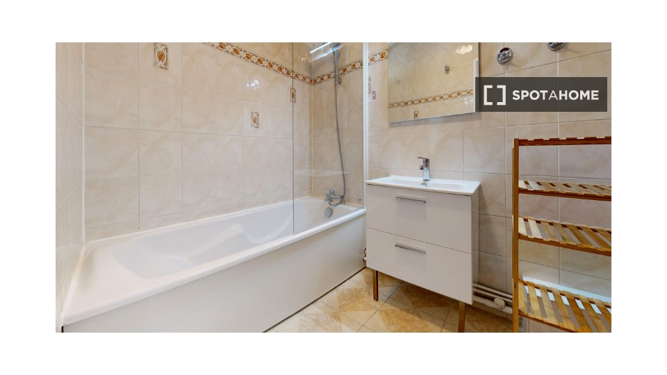 Double room Paris, 8 beds — photo 4