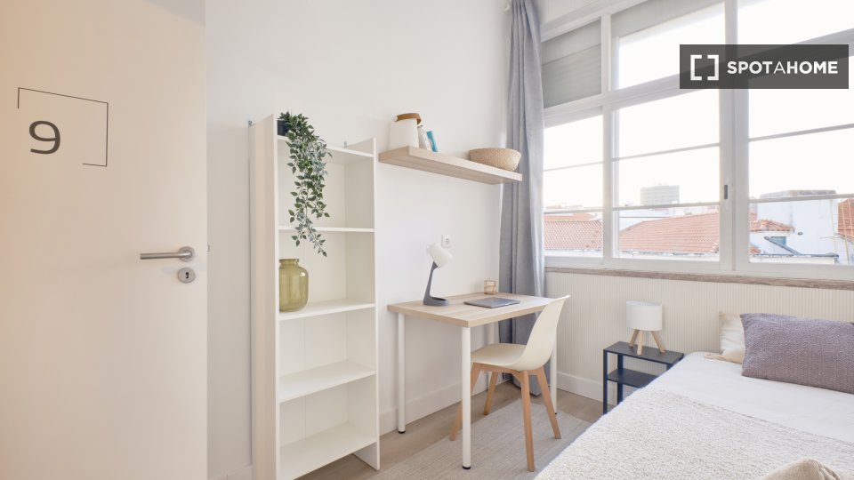 Double room Lisbon, 10 beds — photo 1