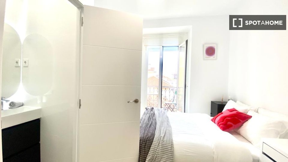 Double room Madrid, 9 beds — photo 18
