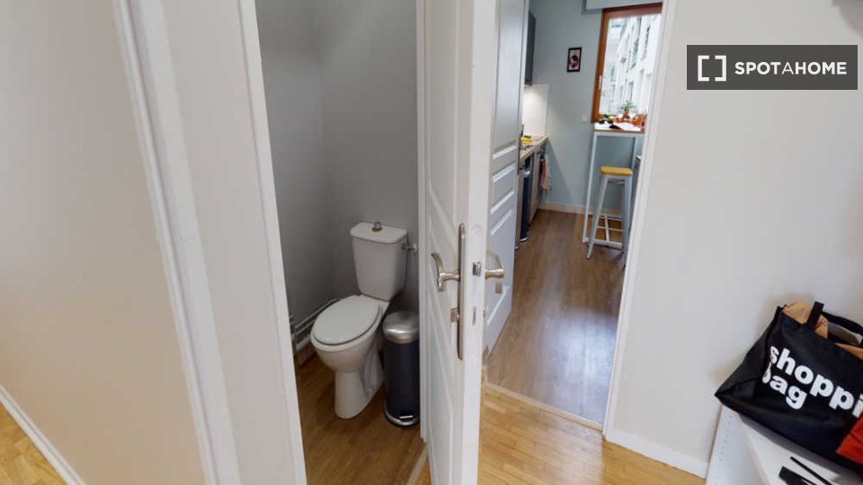 Double room Paris, 5 beds, 110m² — photo 7
