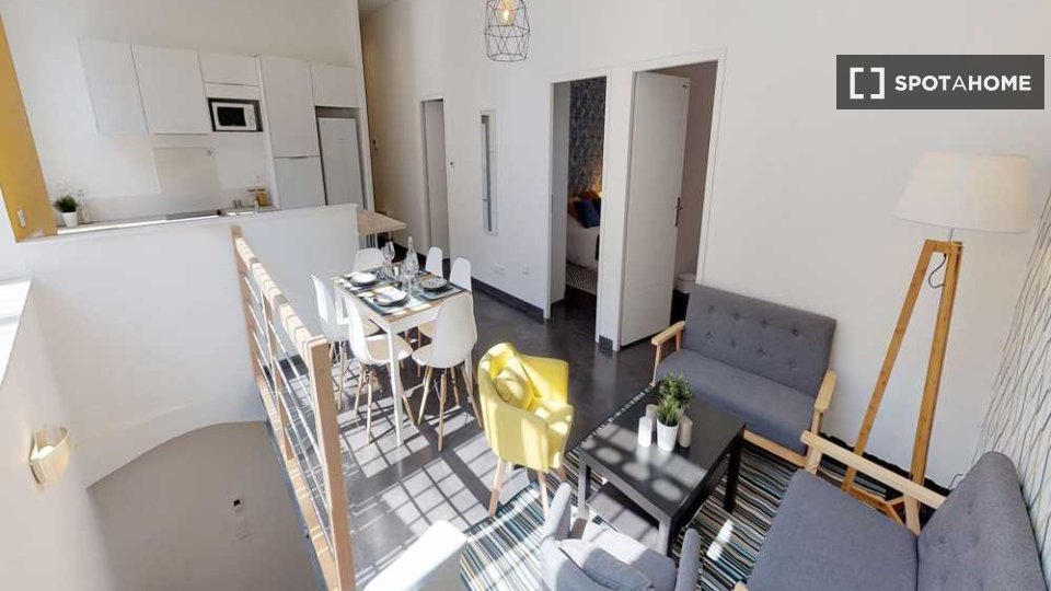 Double room Lille, 5 beds, 110m² — photo 1