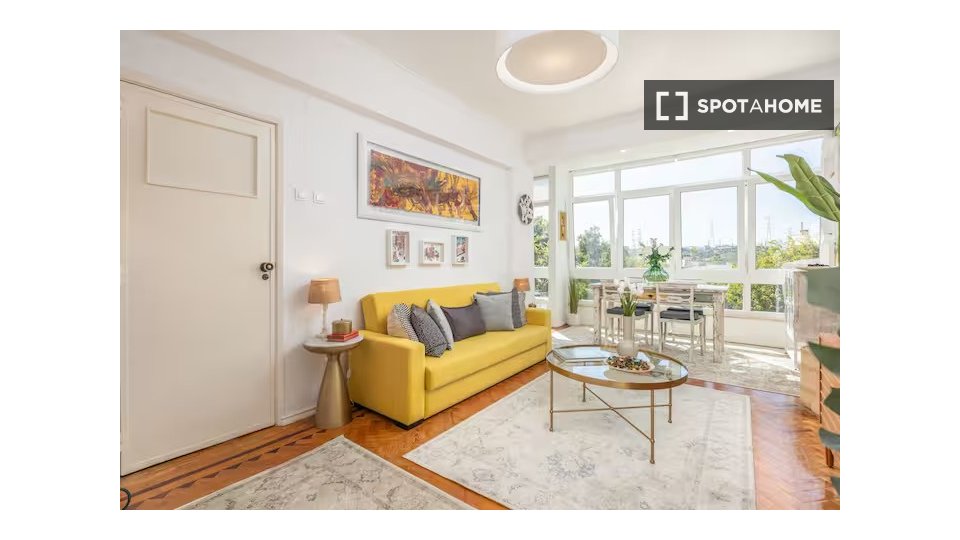 Apartment Lisbon, 1 bed — photo 1