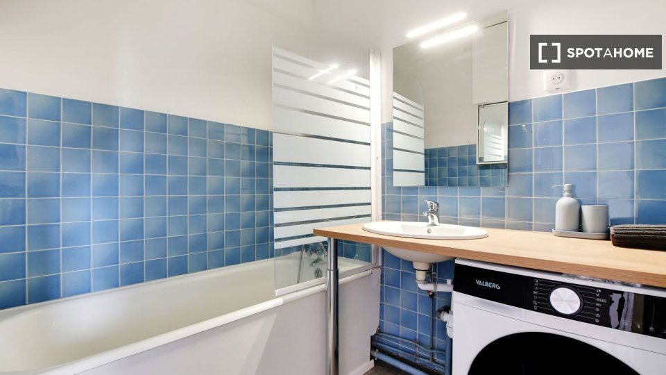 Chambre double Paris, 4 chambres — photo 24