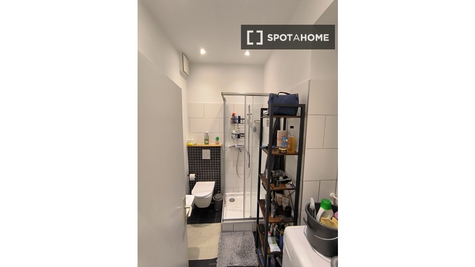 Apartment Berlin, 2 beds, 48m² — photo 9