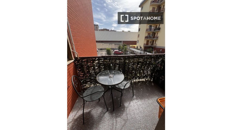 Double room Florence, 3 beds, 90m² — photo 23