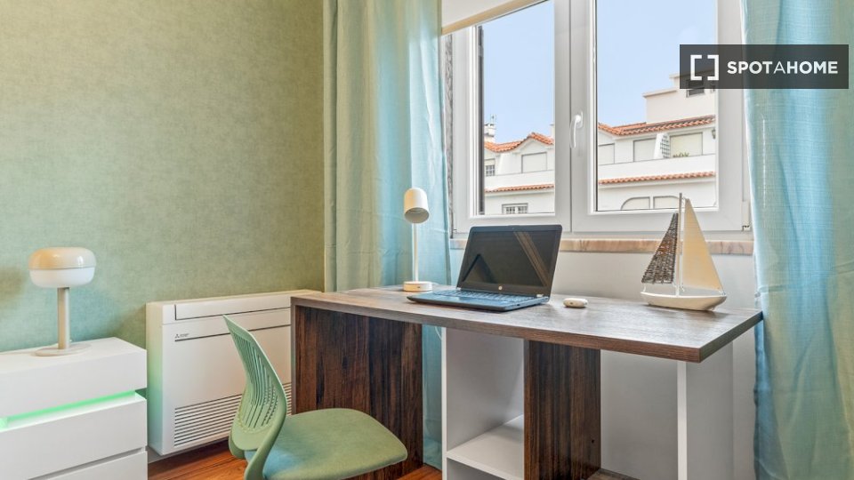 Double room Lisbon, 9 beds — photo 12