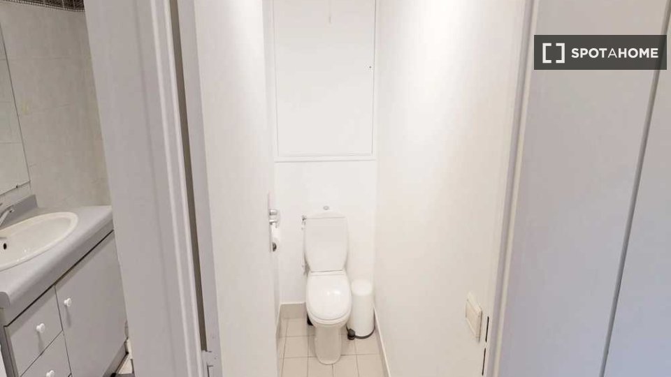 Double room Paris, 5 beds, 120m² — photo 5