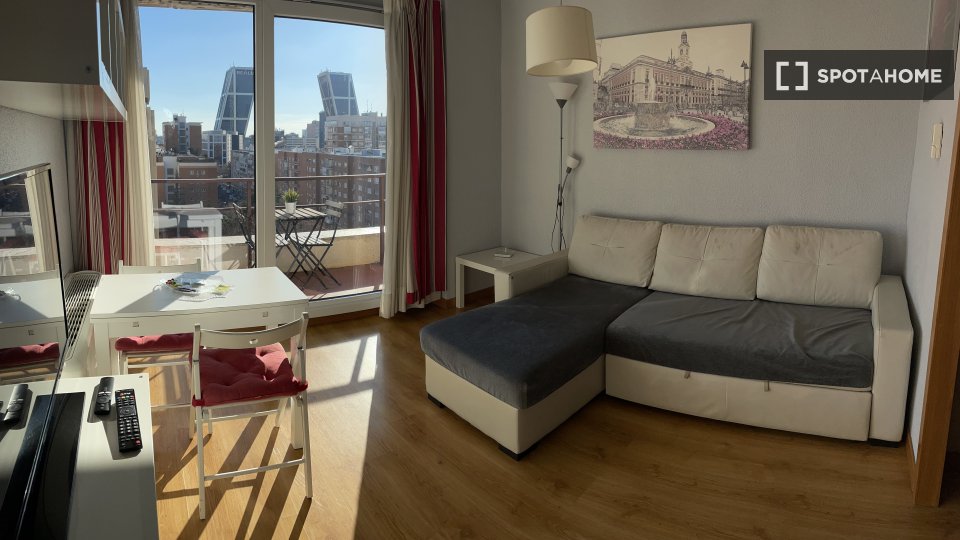 Apartment Madrid, 1 bed, 60m² — photo 4