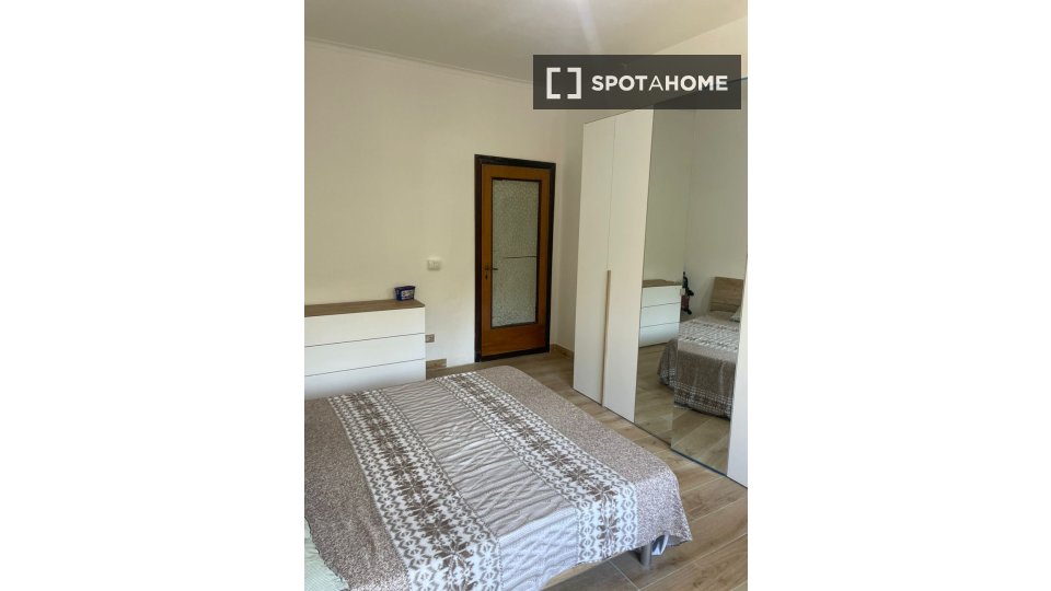 Double room Rome, 5 beds — photo 1