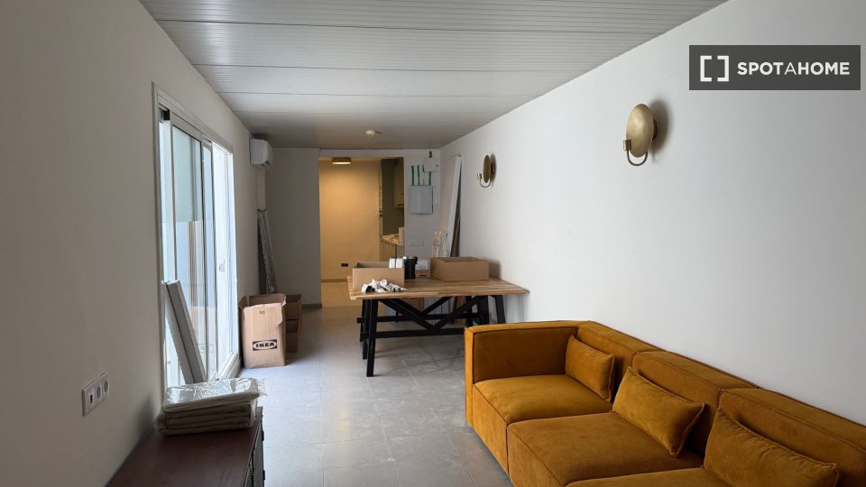 Double room Barcelona, 6 beds, 120m² — photo 20