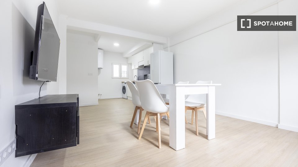 Chambre double Valence, 4 chambres, 100m² — photo 9