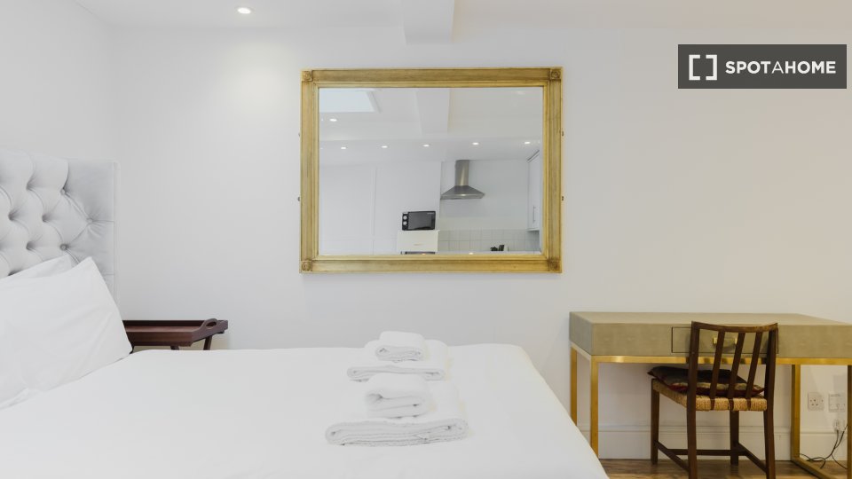 Apartment mono London — photo 11