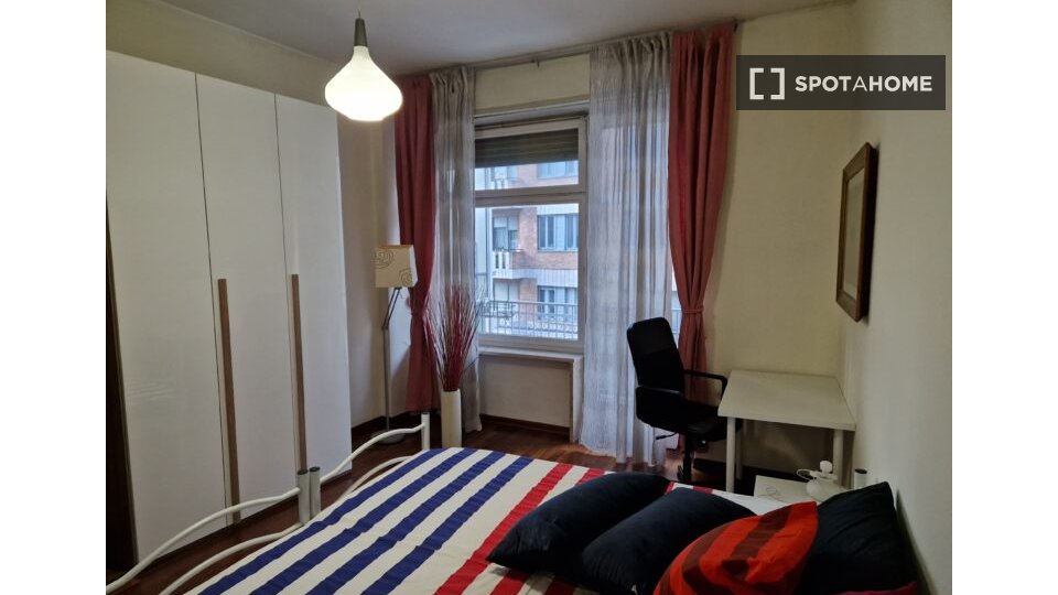 Double room Turin, 2 beds — photo 18
