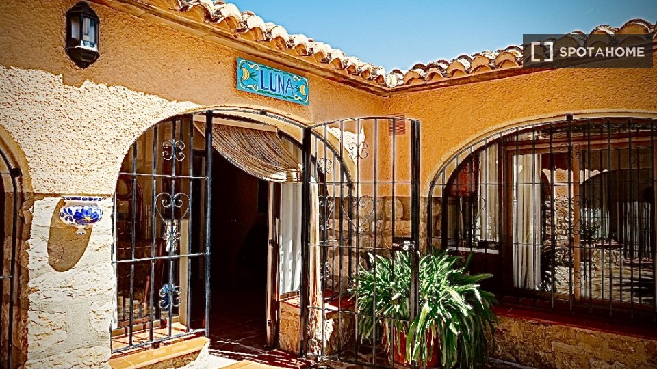 Apartment Alicante, 2 beds — photo 7