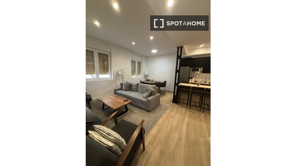 Apartment Madrid, 2 beds, 75m² — photo 9