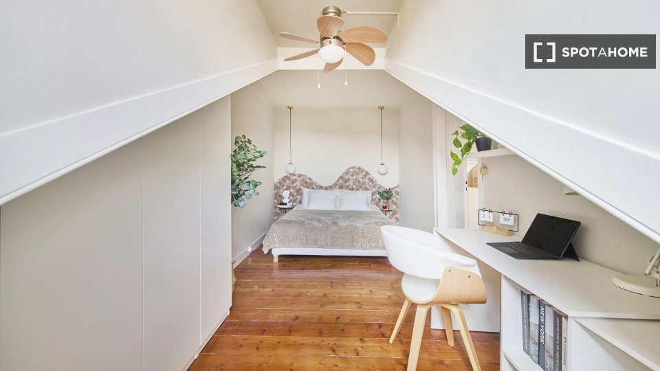 Double room Lisbon, 7 beds — photo 2