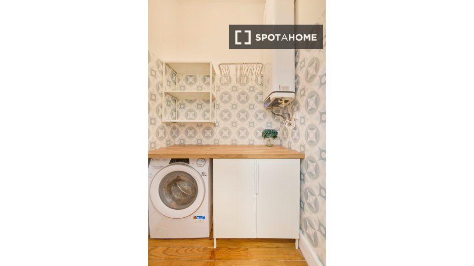 Double room Lisbon, 6 beds — photo 66