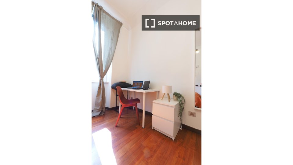 Double room Milan, 6 beds — photo 2