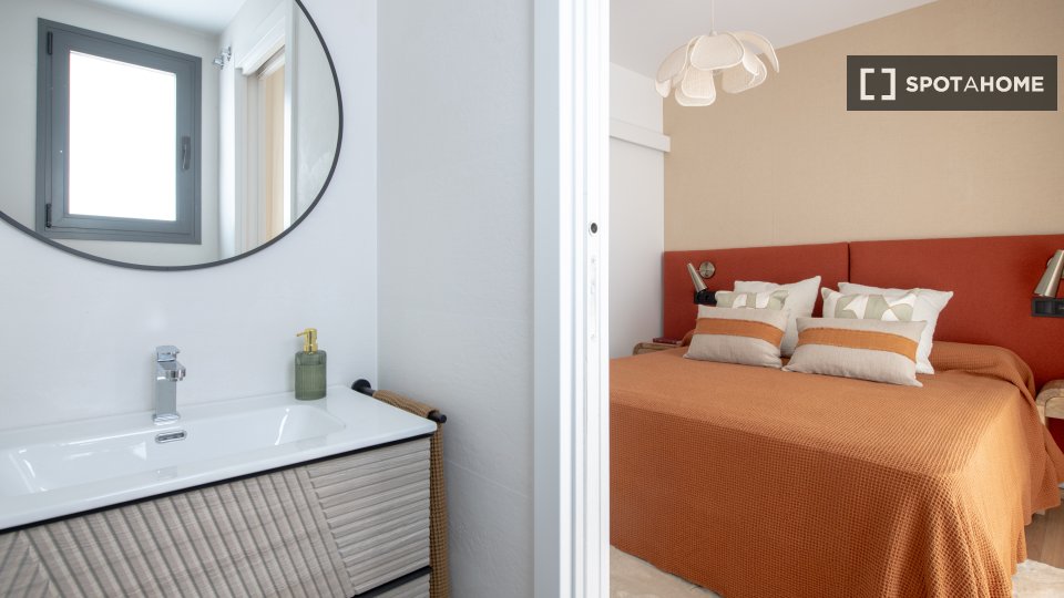 Apartment Seville, 3 beds, 100m² — photo 15