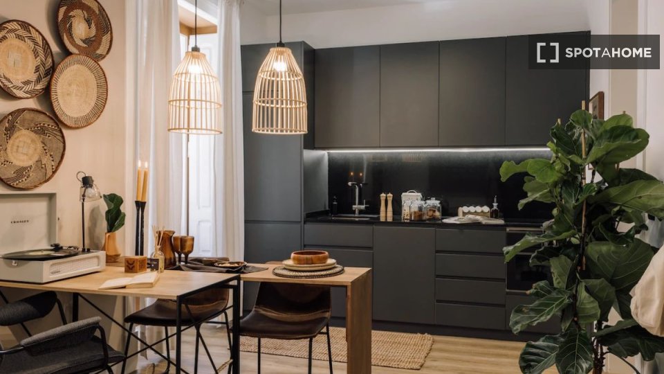 Apartment Lisbon, 1 bed — photo 6