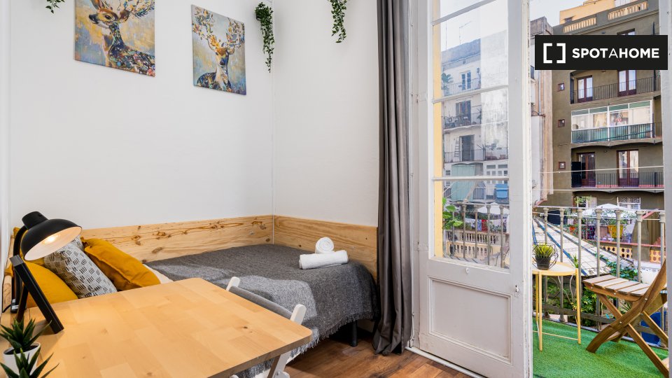 Double room Barcelona, 4 beds — photo 16