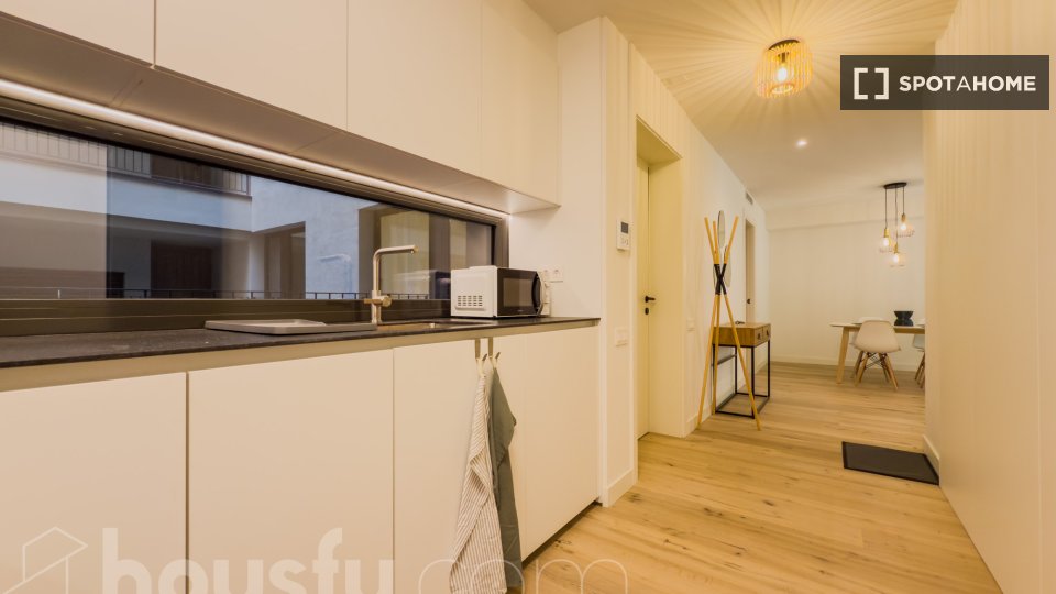 Apartment Barcelona, 3 beds, 109m² — photo 11