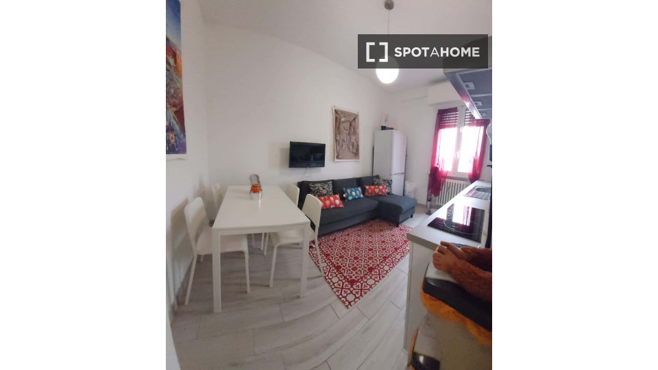Apartment Milan, 1 bed, 40m² — photo 2