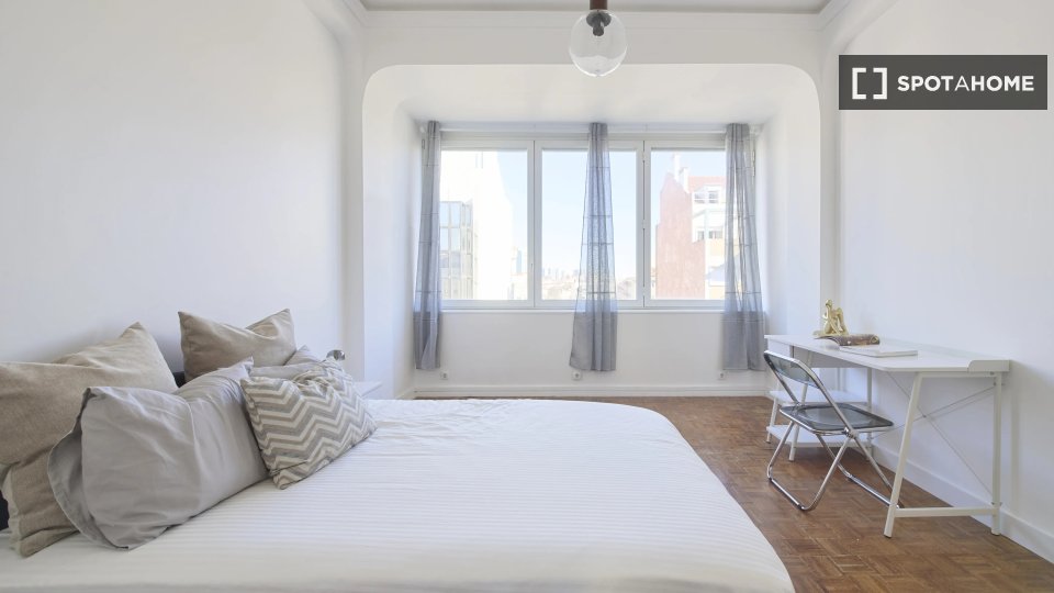 Double room Lisbon, 7 beds — photo 2