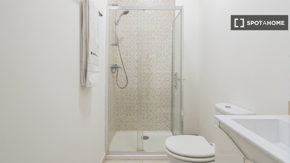 Apartment Porto, 2 beds, 35m² — photo 17