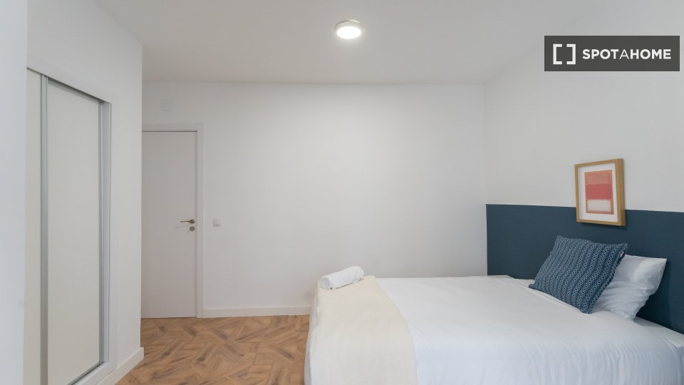 Double room Madrid, 7 beds — photo 8