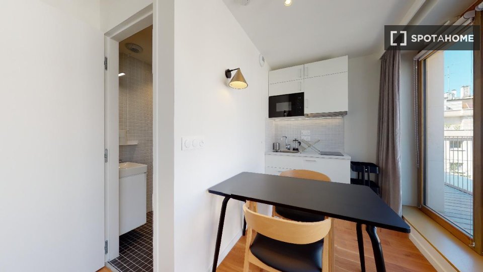 Apartment Paris, 5 beds — photo 18