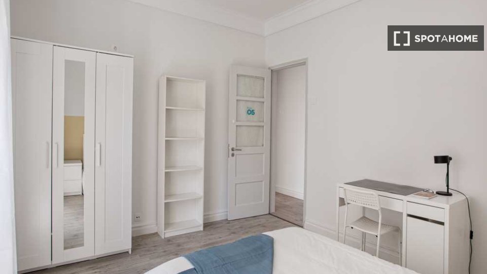Double room Lisbon, 7 beds — photo 16