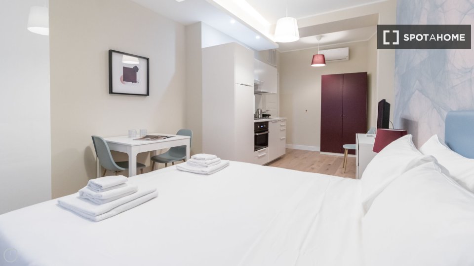 Apartment Milan, 1 bed, 37m² — photo 2